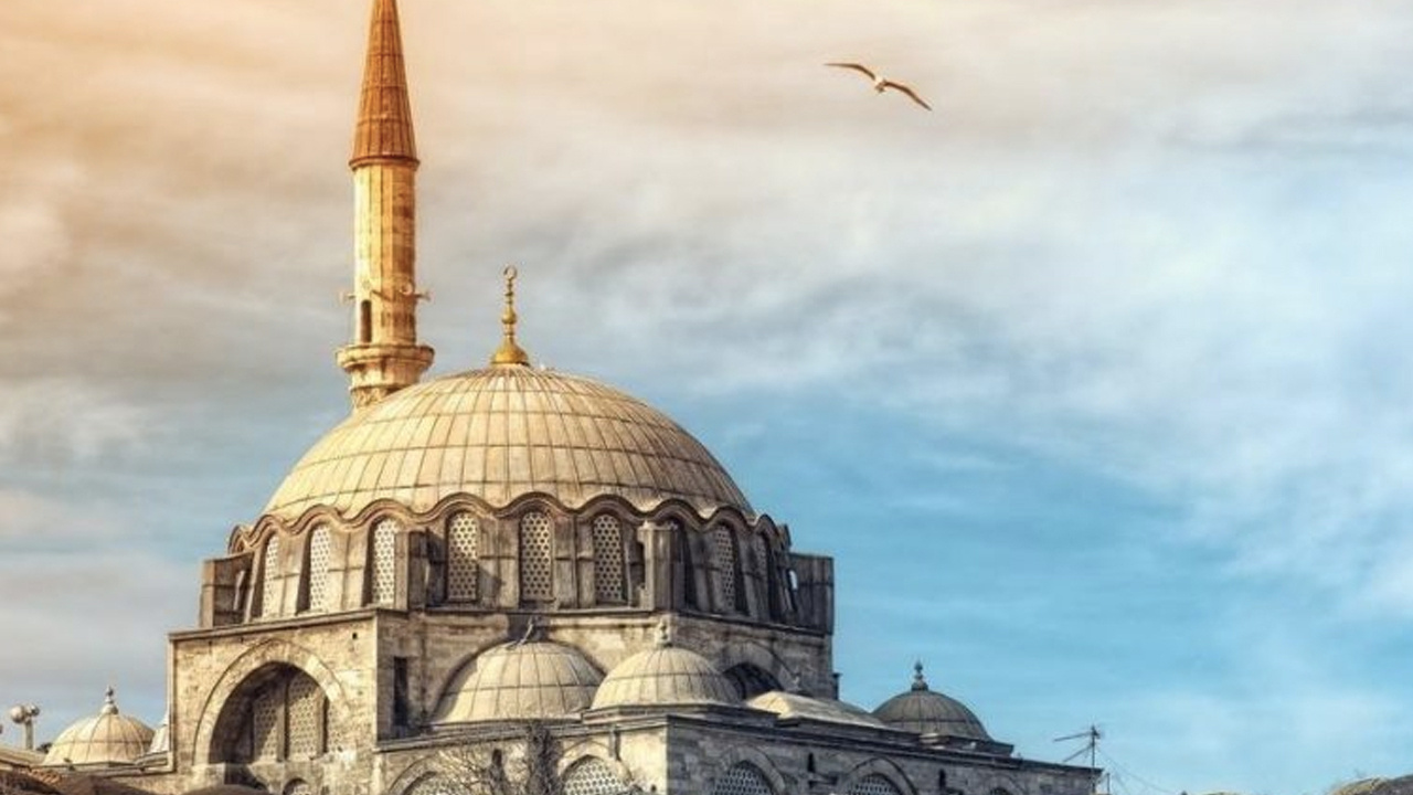 3 aylar ne süre başlıyor Diyanet 2022 dini günler takvimi haberi