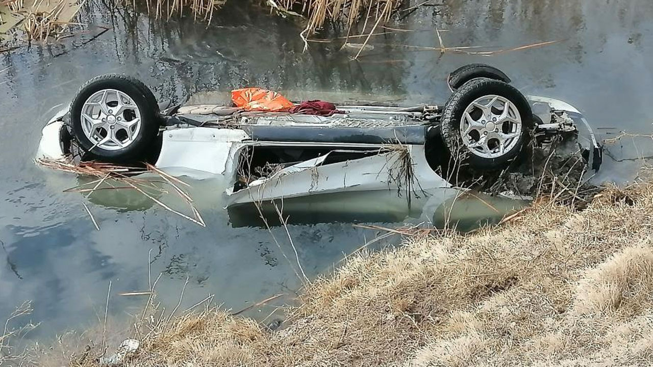 Aksaray'da otomobil sulama kanalına düştü: 1 ölü