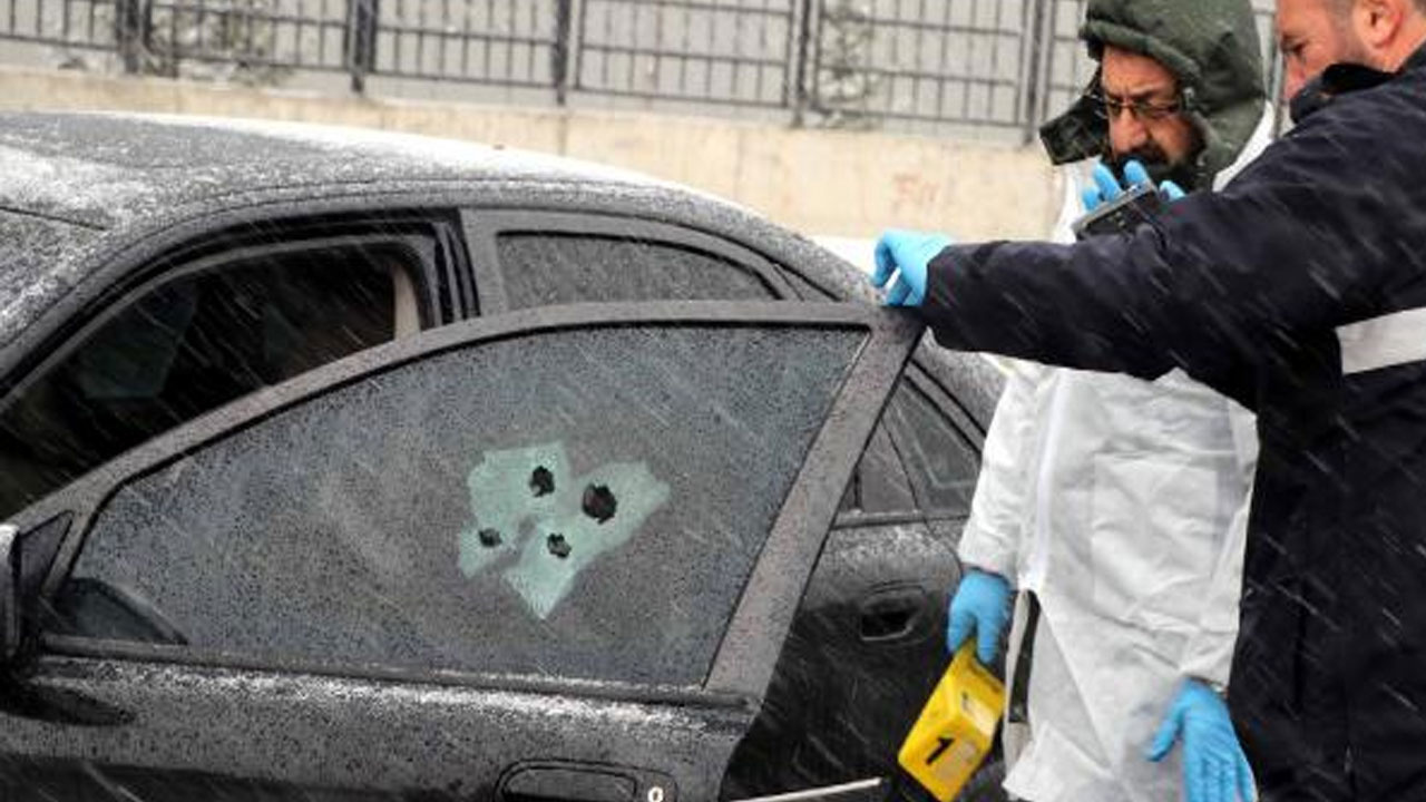 Kayseri'de adliye önündeki canice! Taciz edilen kadına 'azmettirme ' soruşturması haberi