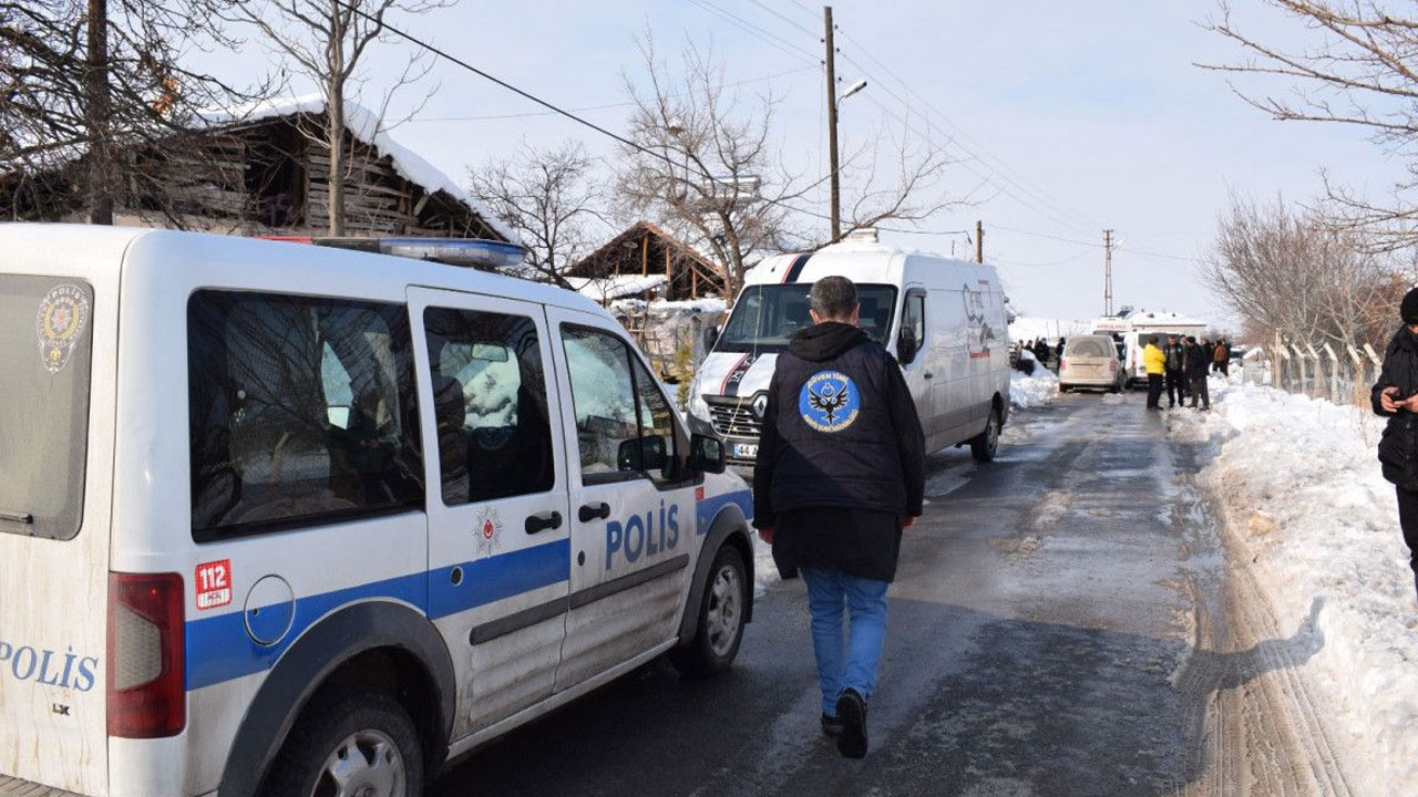 Malatya'da annesiyle tartışan babasını tüfekle öldürdü haberi