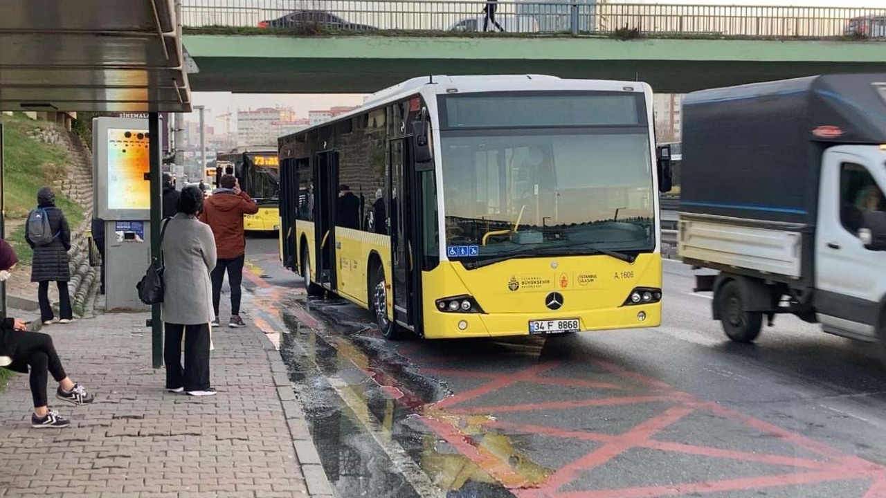 Merter'de İETT otobüsünde yangın paniği! Bir anda tutuştu