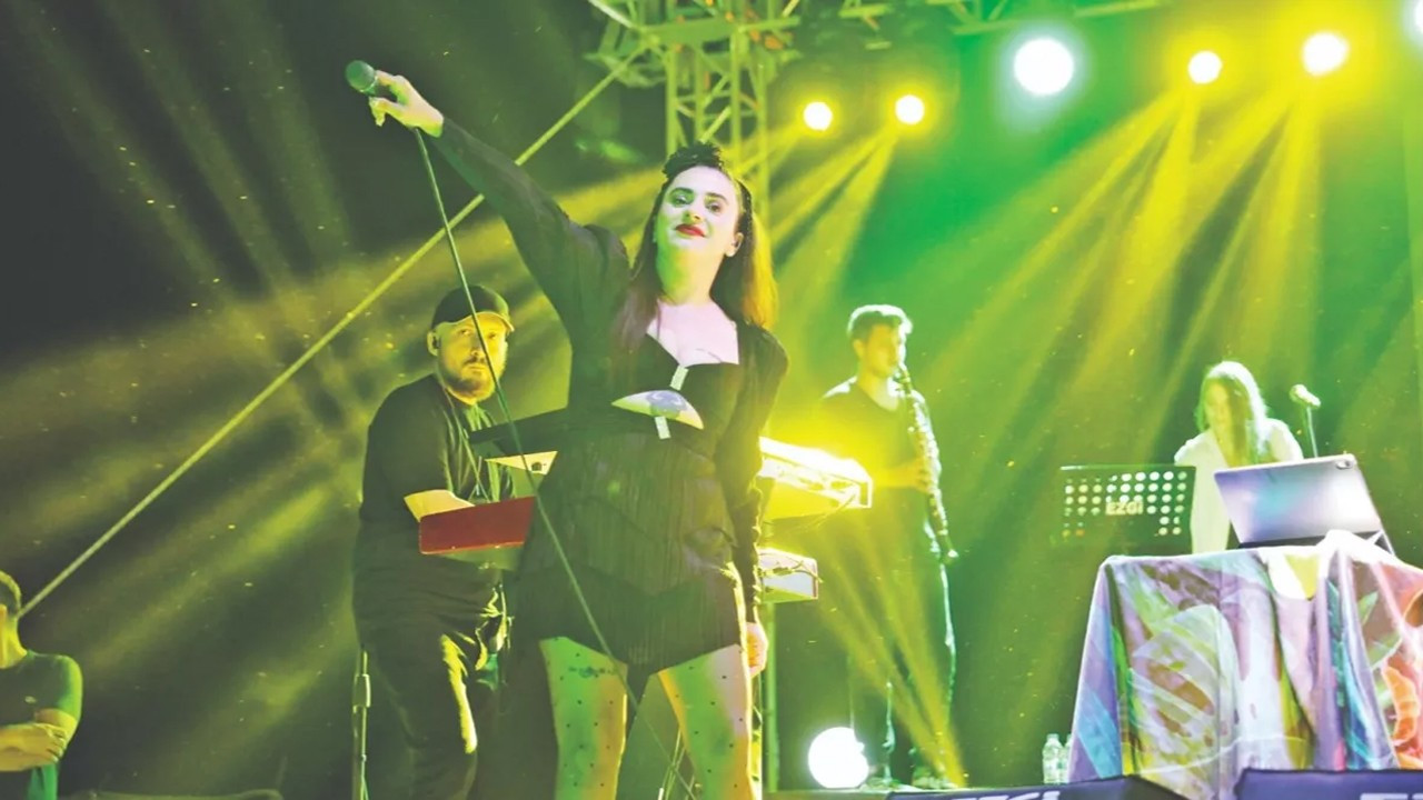 Ceylan Ertem'den vejeteryan konser