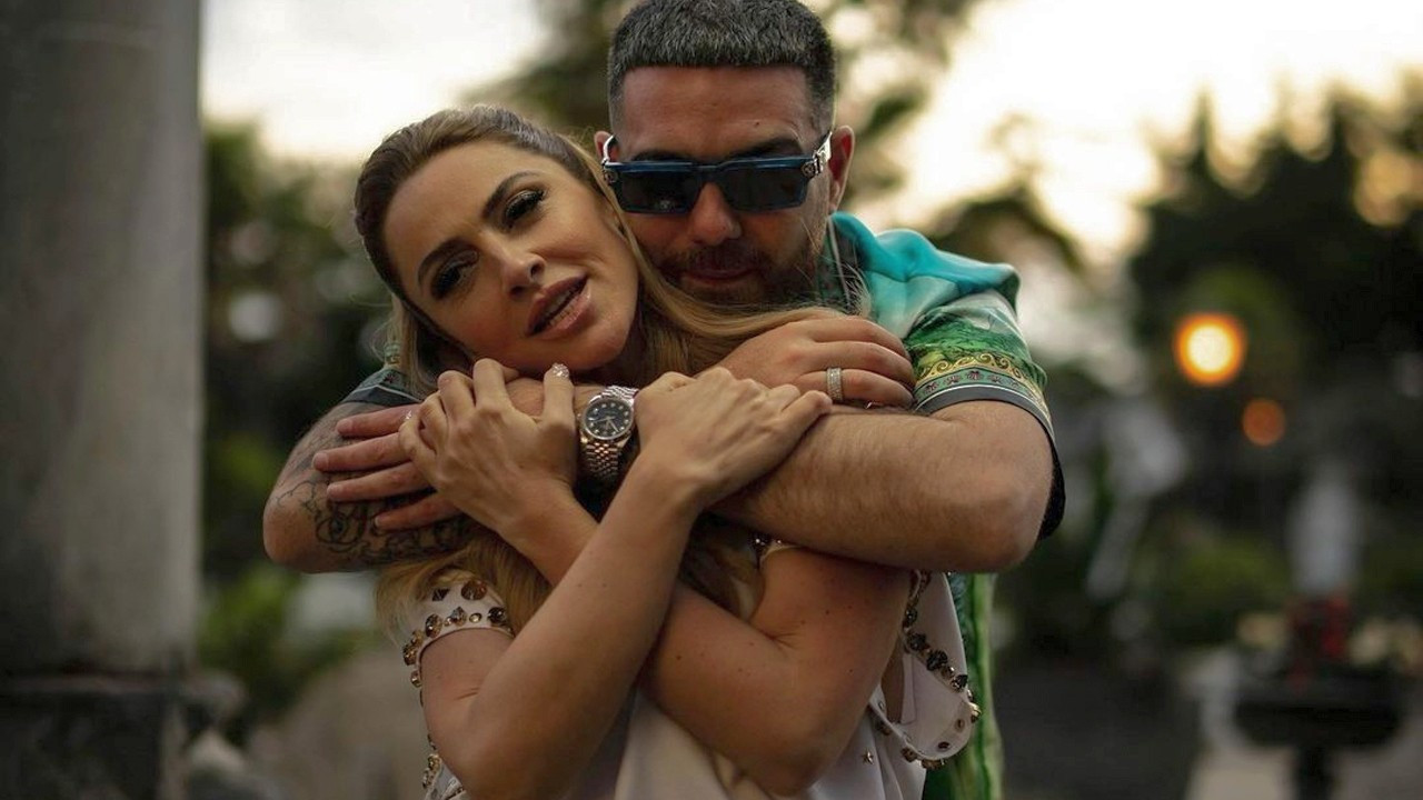 Hadise - Murda ortaklığı sürüyor