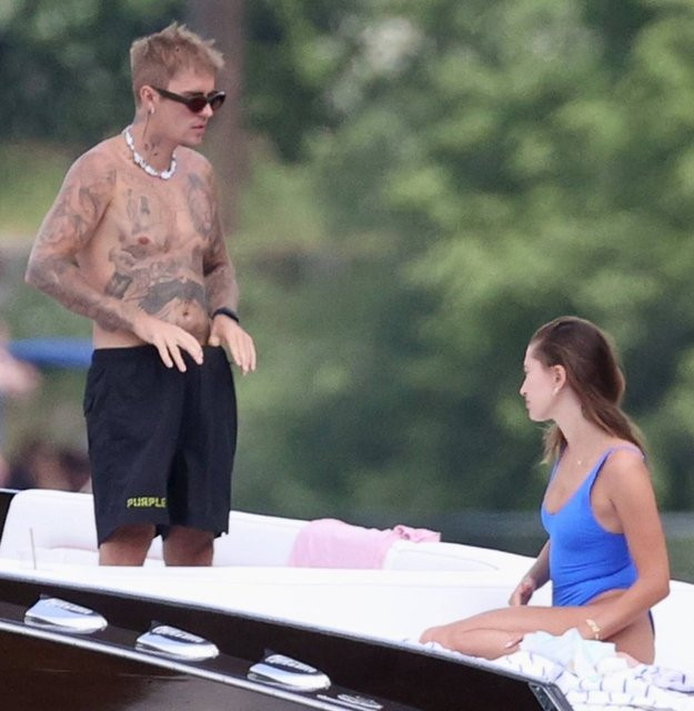 Justin Bieber ve Hailey Baldwin'in aşk tatili