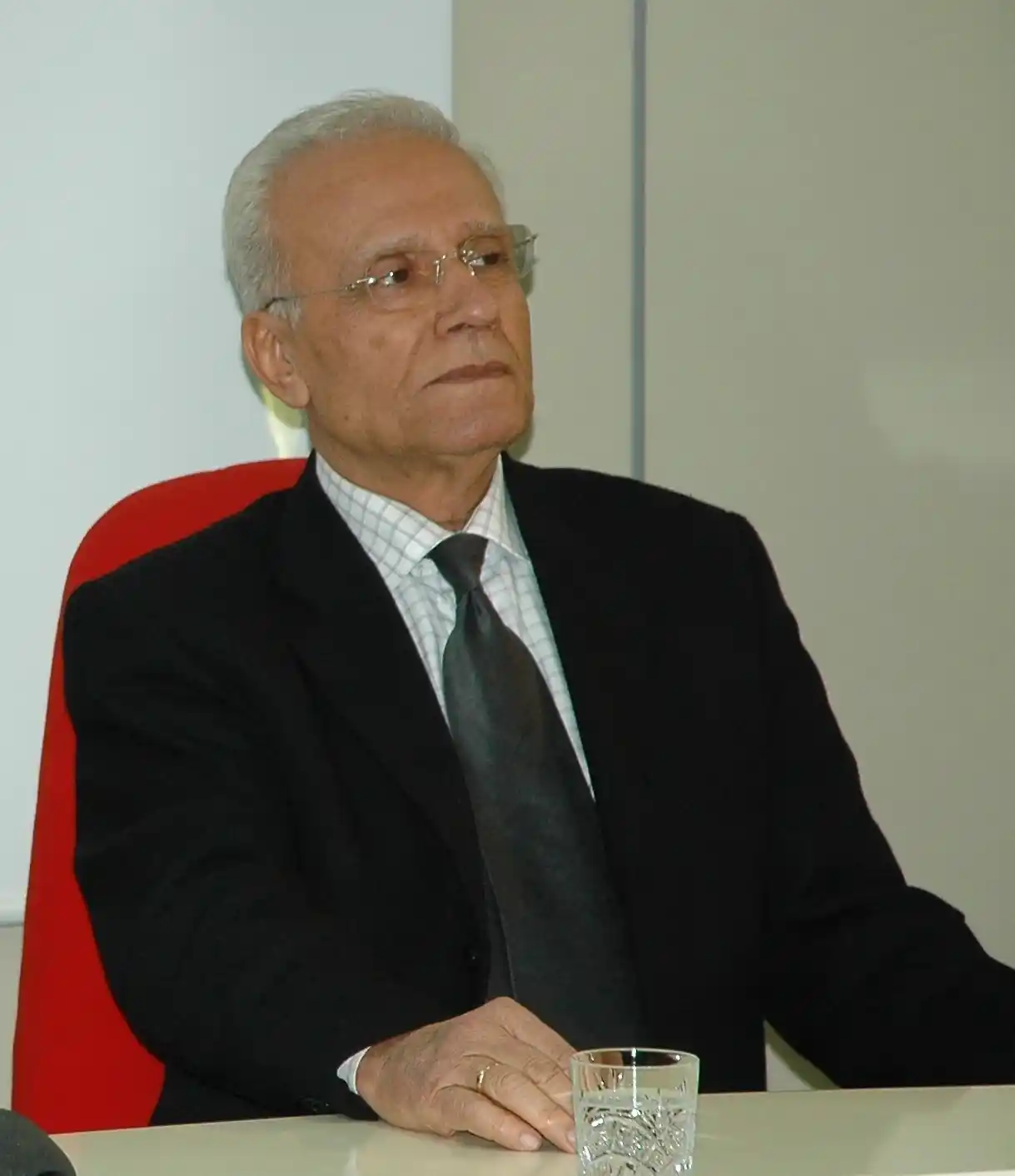 Denizli eski Belediye Başkanı Ziya Tıkıroğlu hayatını kaybetti
