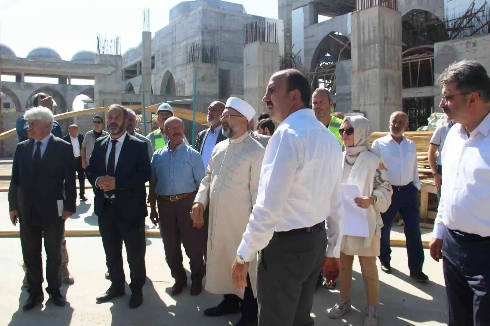 Diyanet İşleri Başkanı Erbaş, Konya’da izcilerle bir araya geldi
