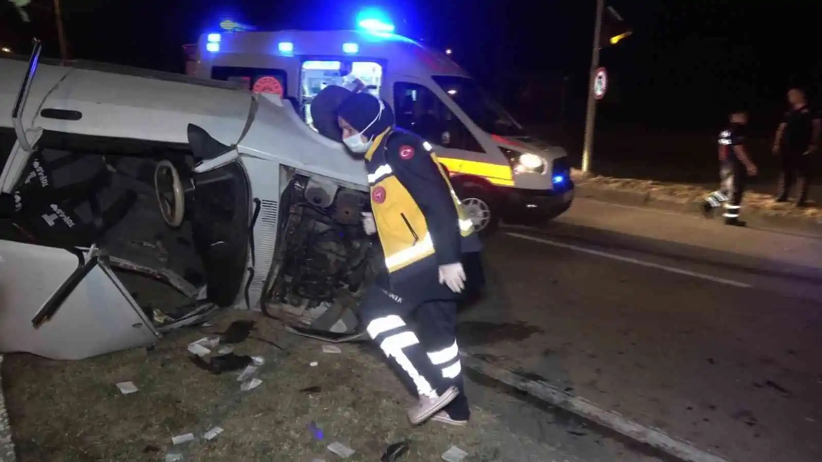Düzce’deki feci kazada yaralanan iki kişi hayatını kaybetti
