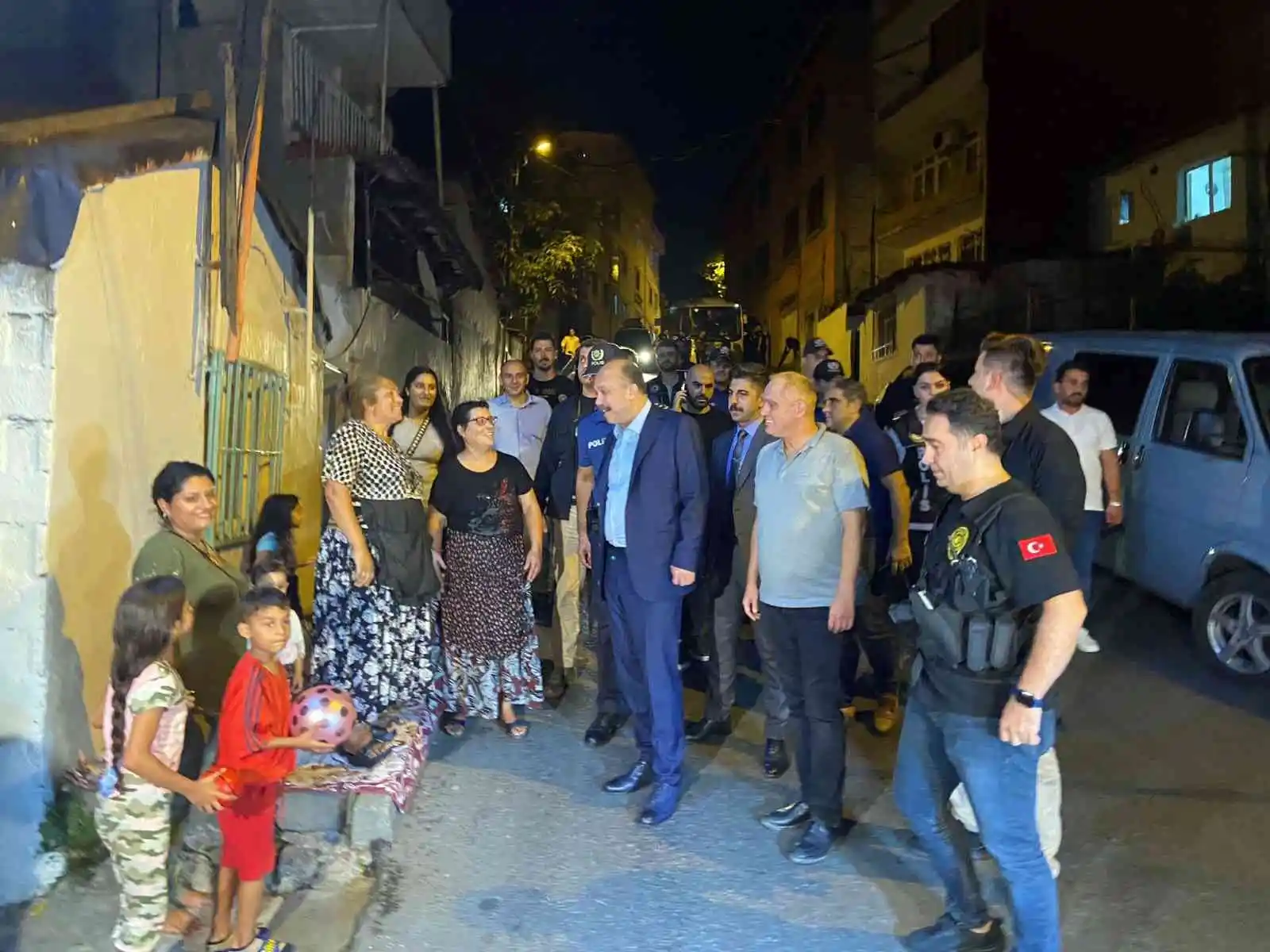 İstanbul İl Emniyet Müdürü Aktaş Şişli’de asayiş uygulamasına katıldı
