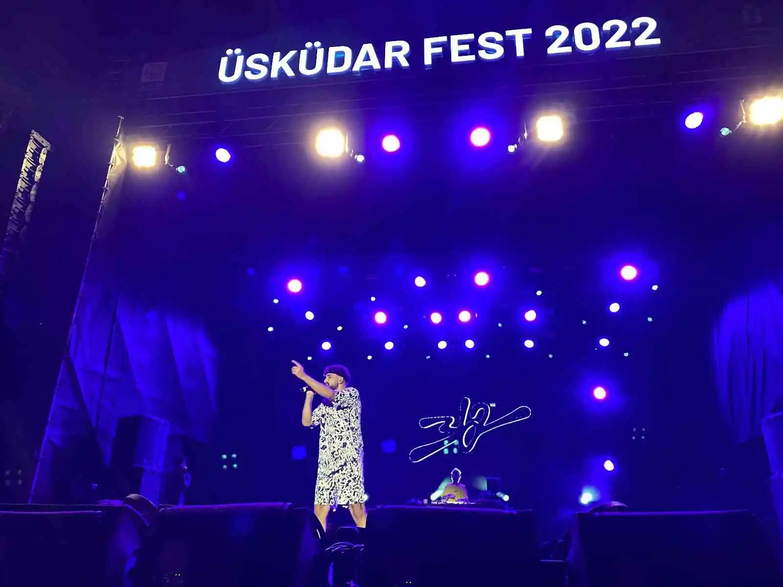 Türkiye’nin en genç festivali Üsküdar’da Kolpa ve Sefo rüzgarı estirdi
