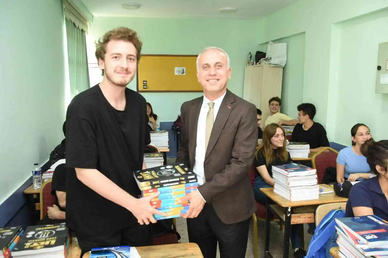 Başkan Aydın’dan eğitime tam destek