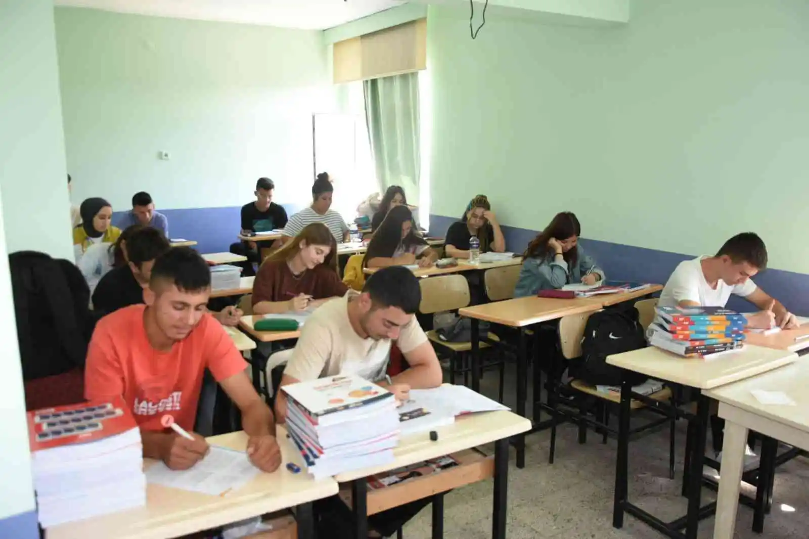 Başkan Aydın’dan eğitime tam destek