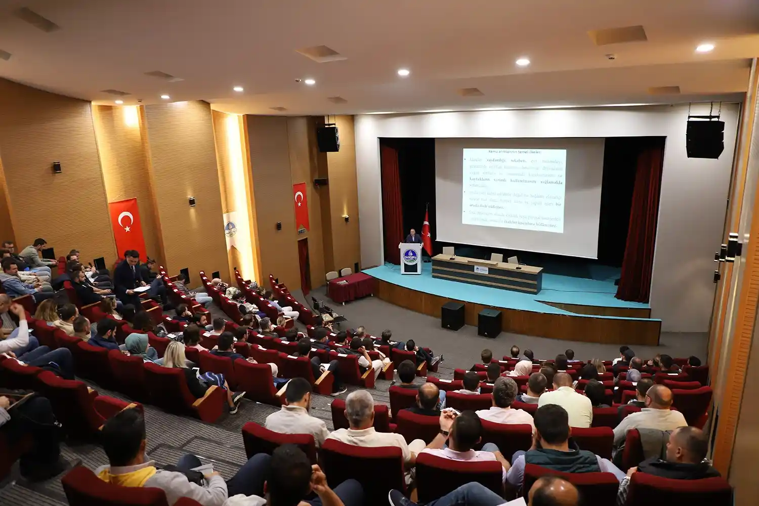 Büyükşehirden 214 personele önemli eğitim
