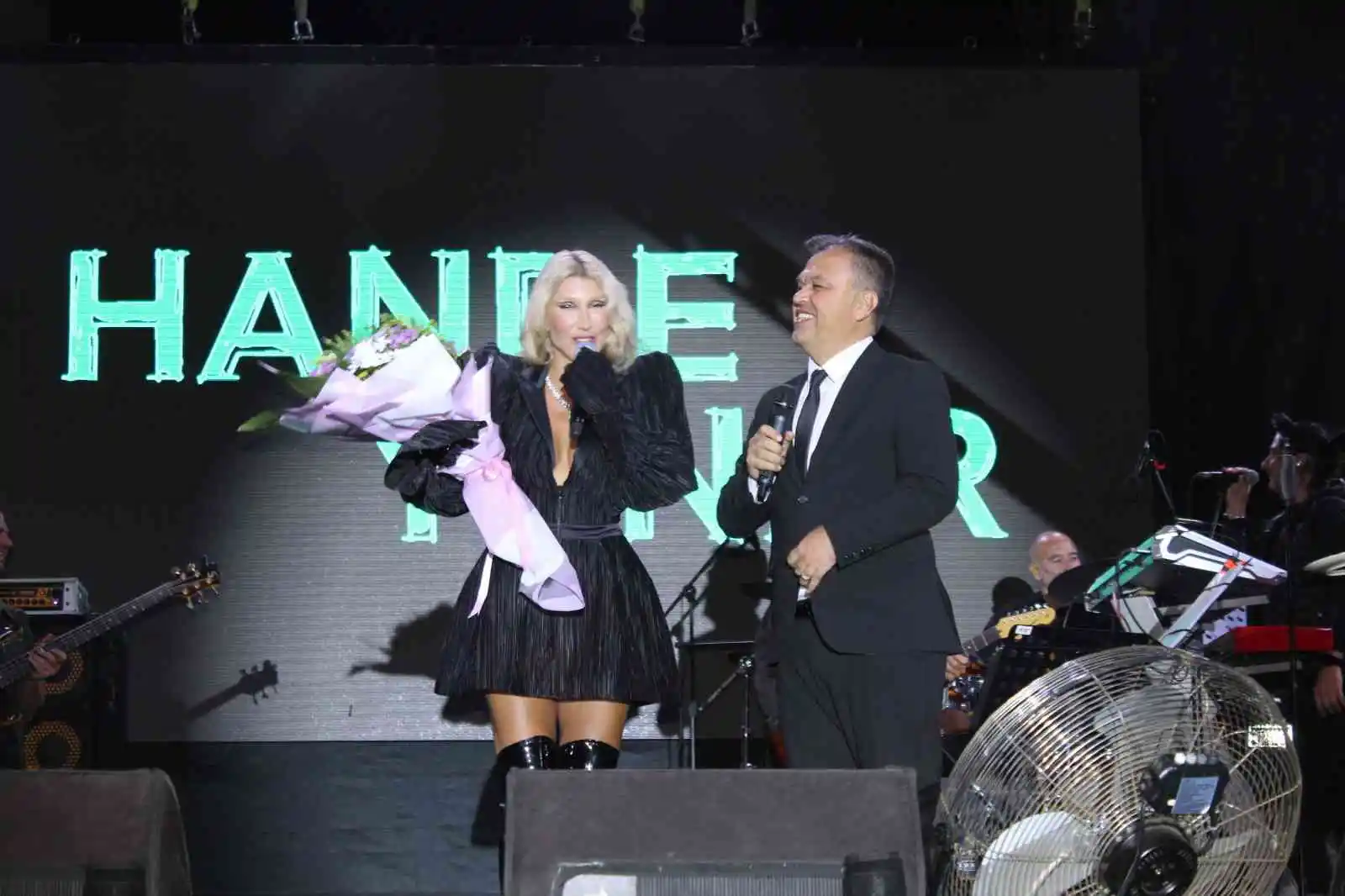Çan’ın 100.yıl kutlaması Hande Yener coşkusu
