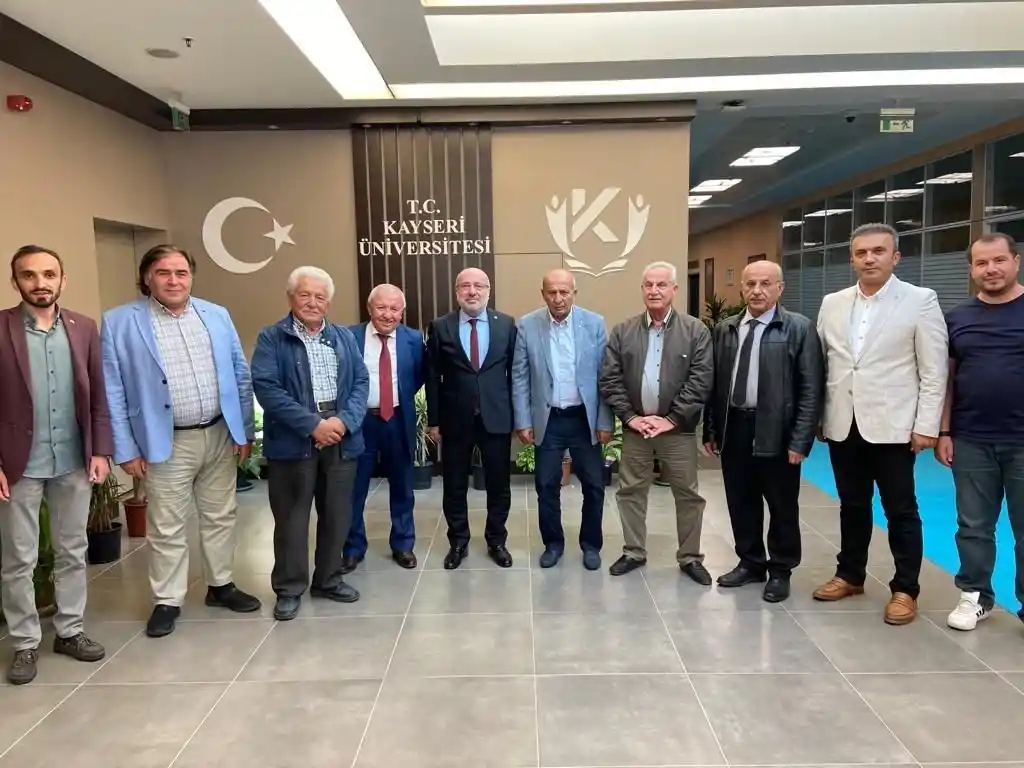 Develililer Derneği'nden Karamustafa'ya ziyaret