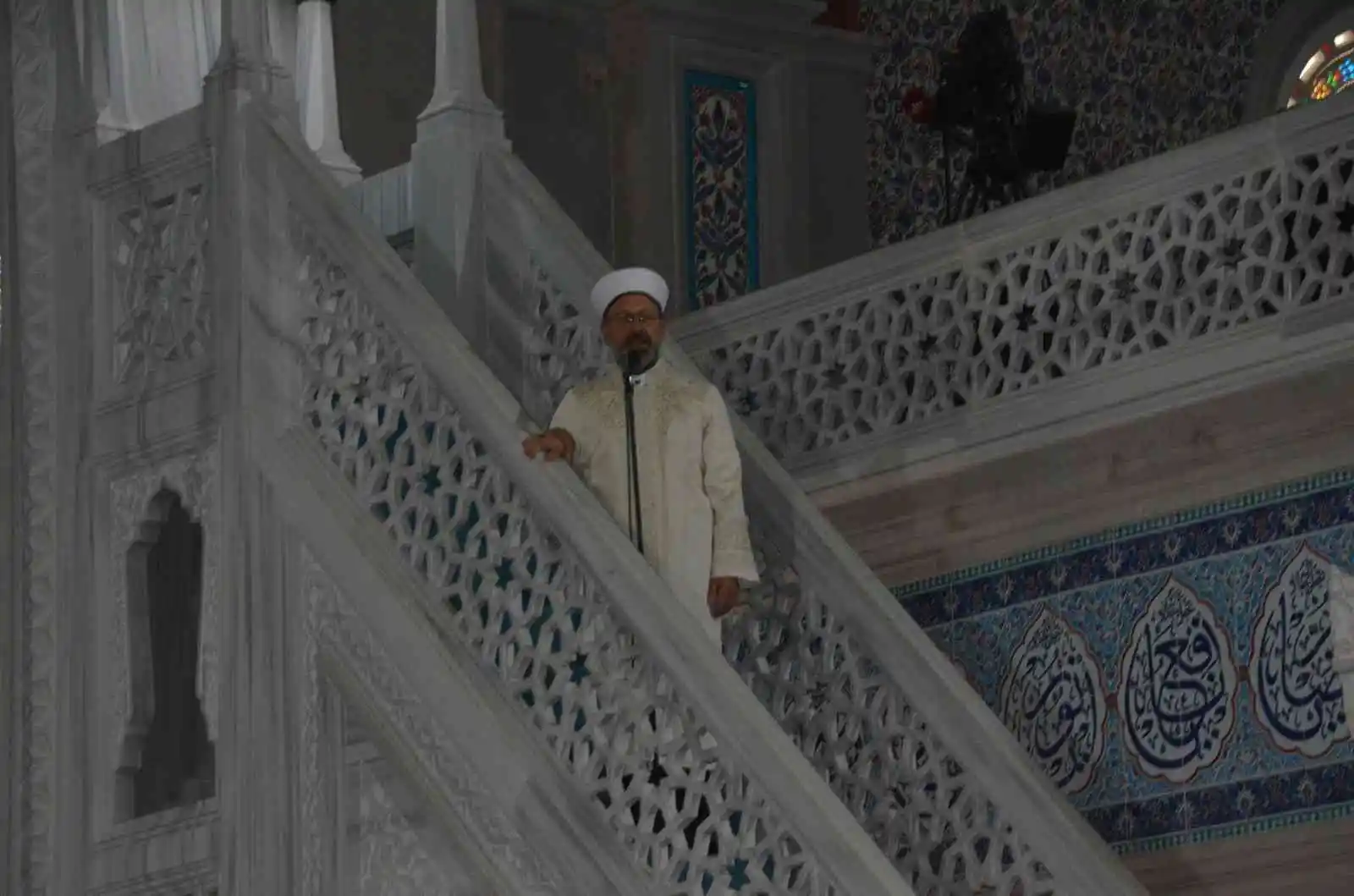 Diyanet İşleri Başkanı Ali Erbaş: “Dinimiz stokçuluk ve karaborsacılıktan kaçınmayı emrediyor”