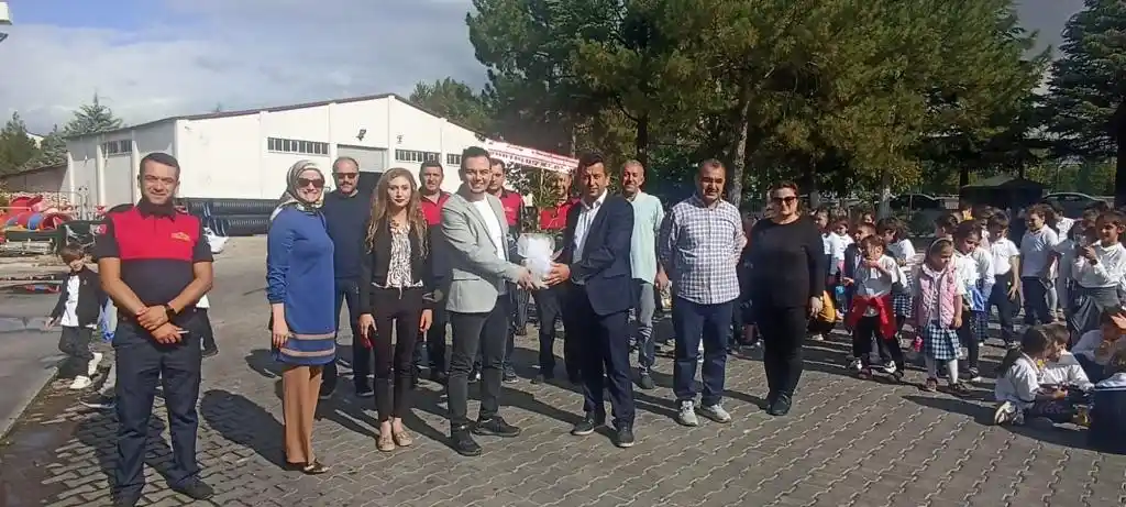 Gediz’de öğrencilerden İtfaiye Müdürlüğü’nde
