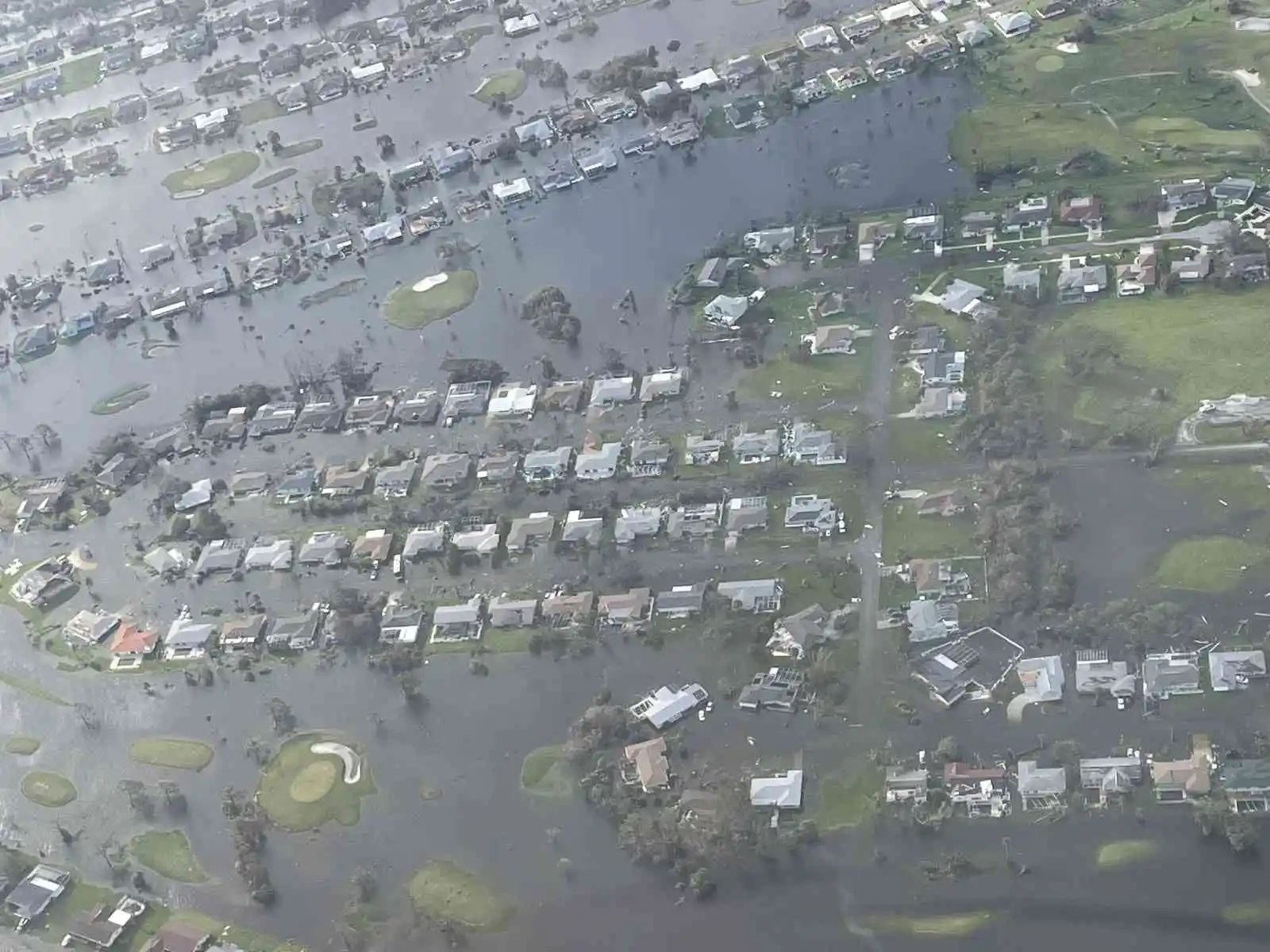 Ian Kasırgası’nın Florida’da neden olduğu tahribat gün yüzüne çıktı
