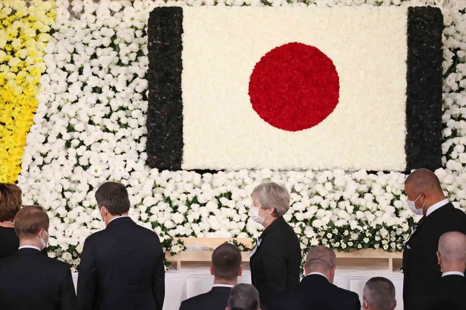 Japonya’da suikasta uğrayan eski başbakan Abe için resmi cenaze töreni düzenlendi
