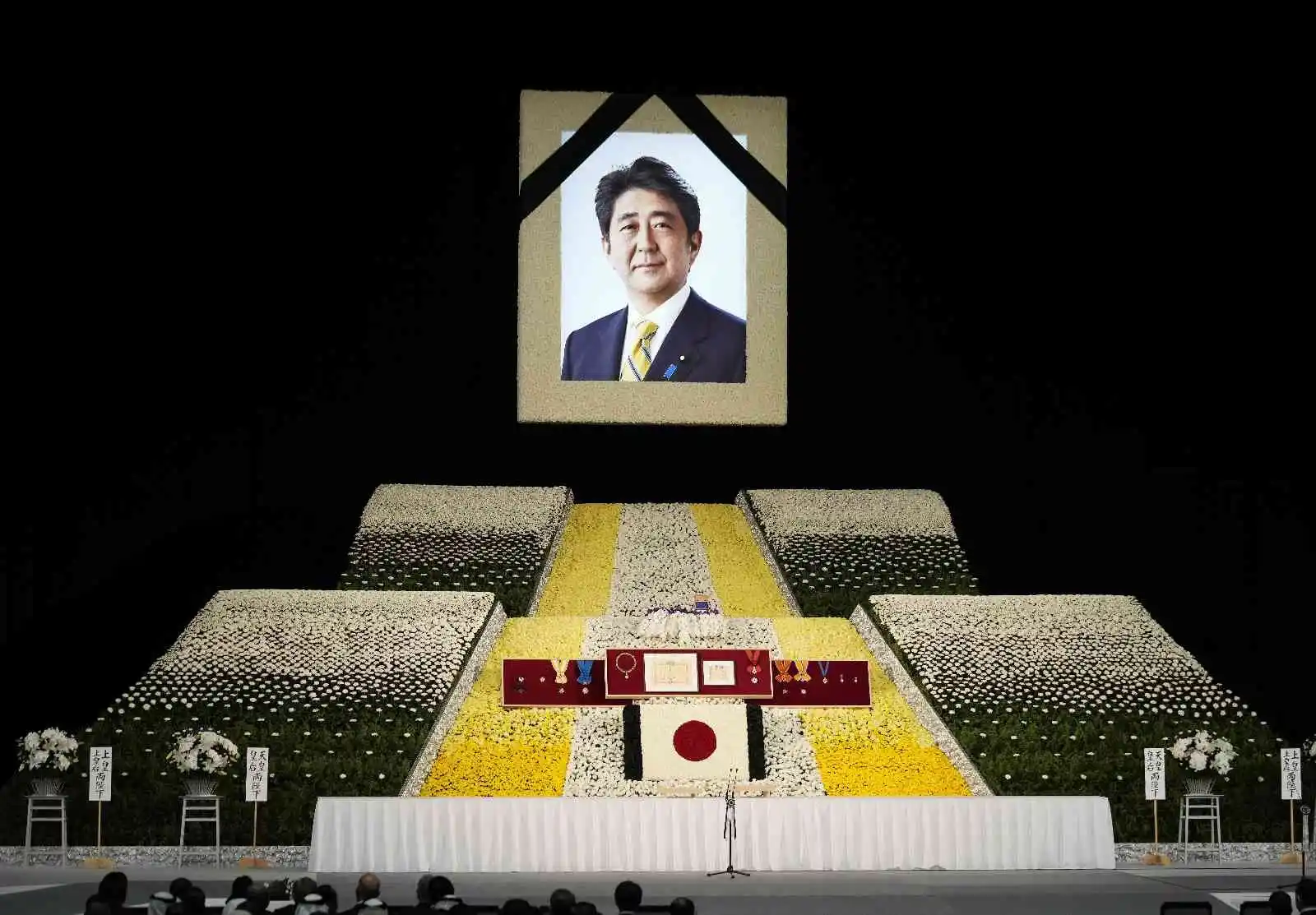 Japonya’da suikasta uğrayan eski başbakan Abe için resmi cenaze töreni düzenlendi