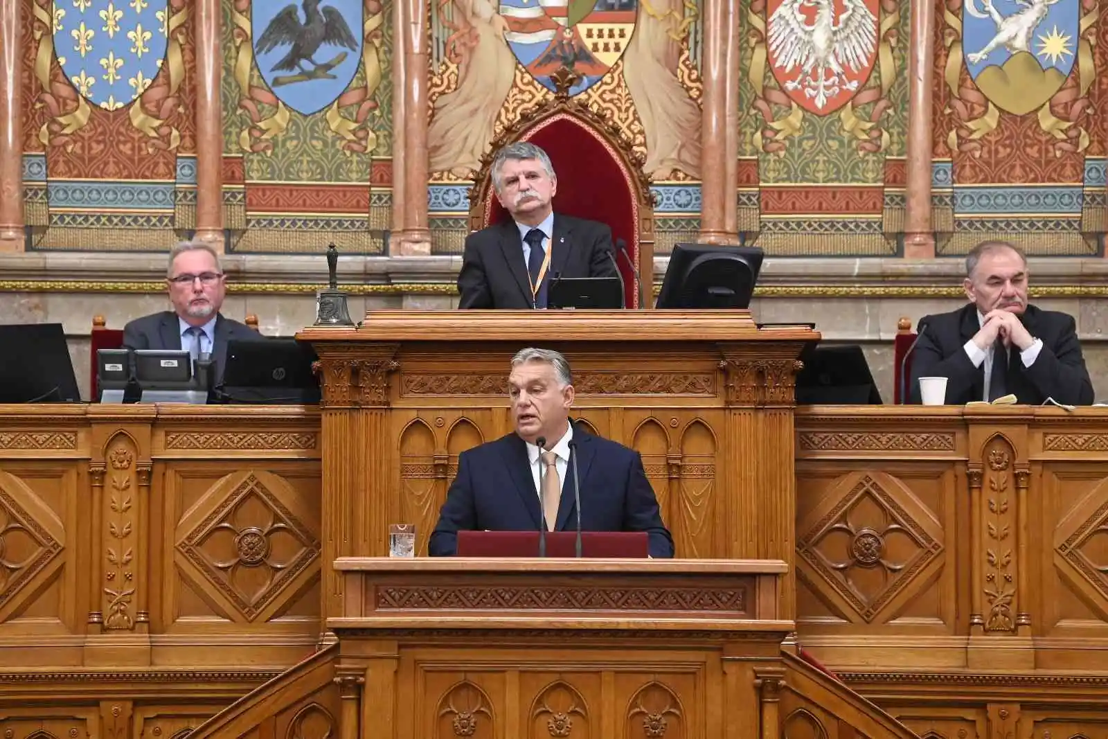 Macaristan Başbakanı Orban: "Yaptırımlarla Avrupa kendi ayağına kurşun sıktı"
