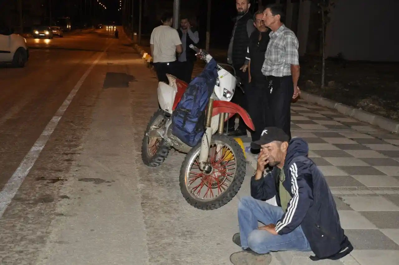 Motosikletten düşen sürücü ağır yaralandı
