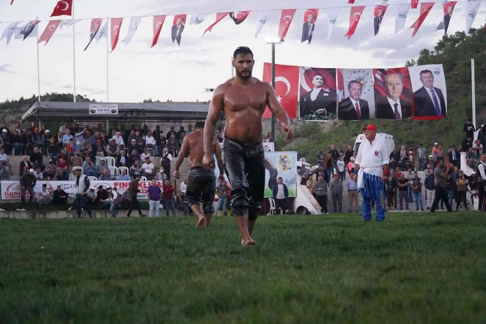 Osmancık Güreşleri’nde başpehlivan Mustafa Taş oldu