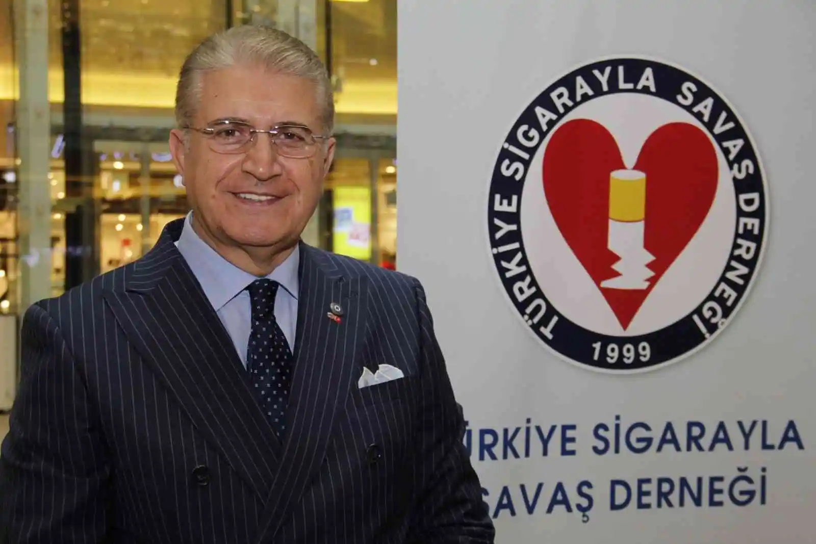 "Sigara, kalbin en büyük düşmanıdır"
