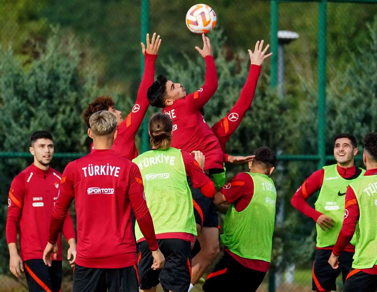 Ümit Milli Futbol Takımı çalışmalarına devam etti