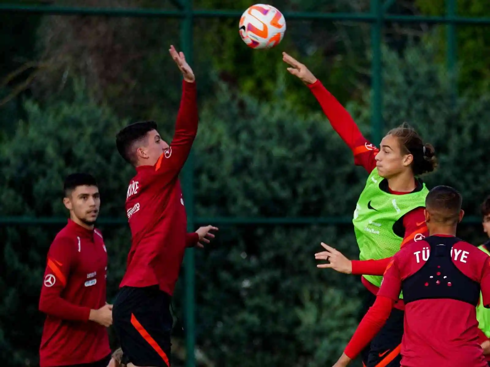 Ümit Milli Futbol Takımı çalışmalarına devam etti