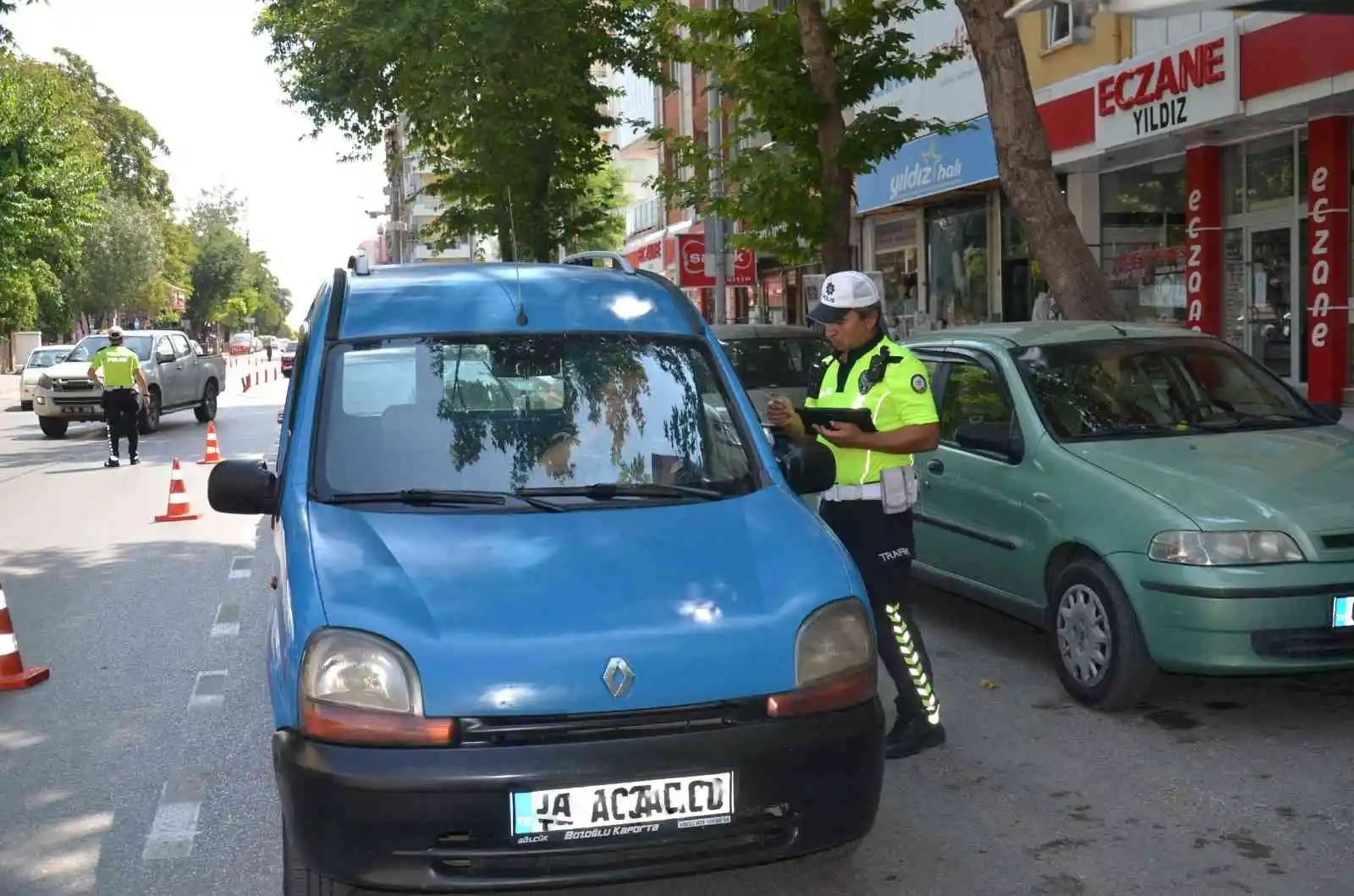 Uşak’ta bin 518 sürücüye para cezası kesildi