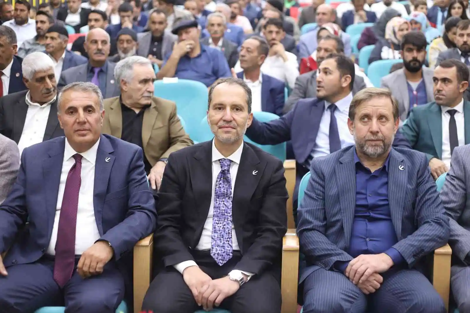 Yeniden Refah Partisi Genel Başkanı Erbakan Ağrı'da