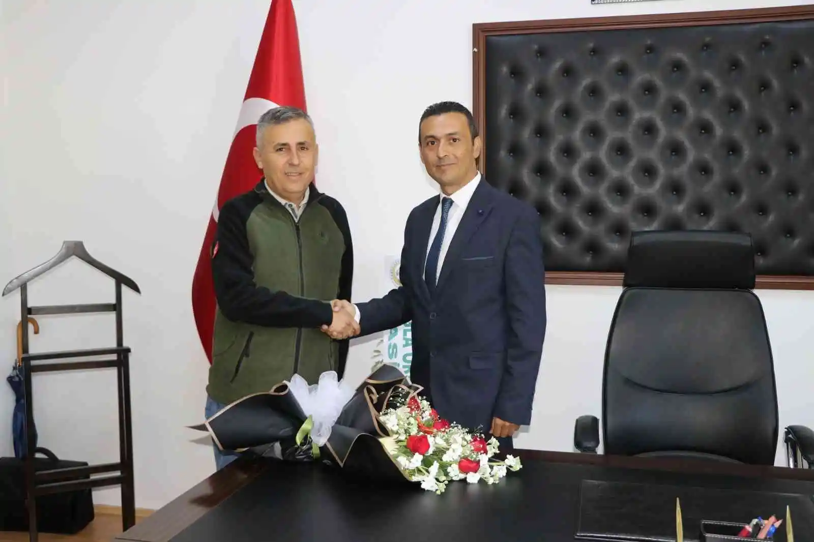 Yılanlı’ da Alptekin Bozkurt Karapür göreve başladı