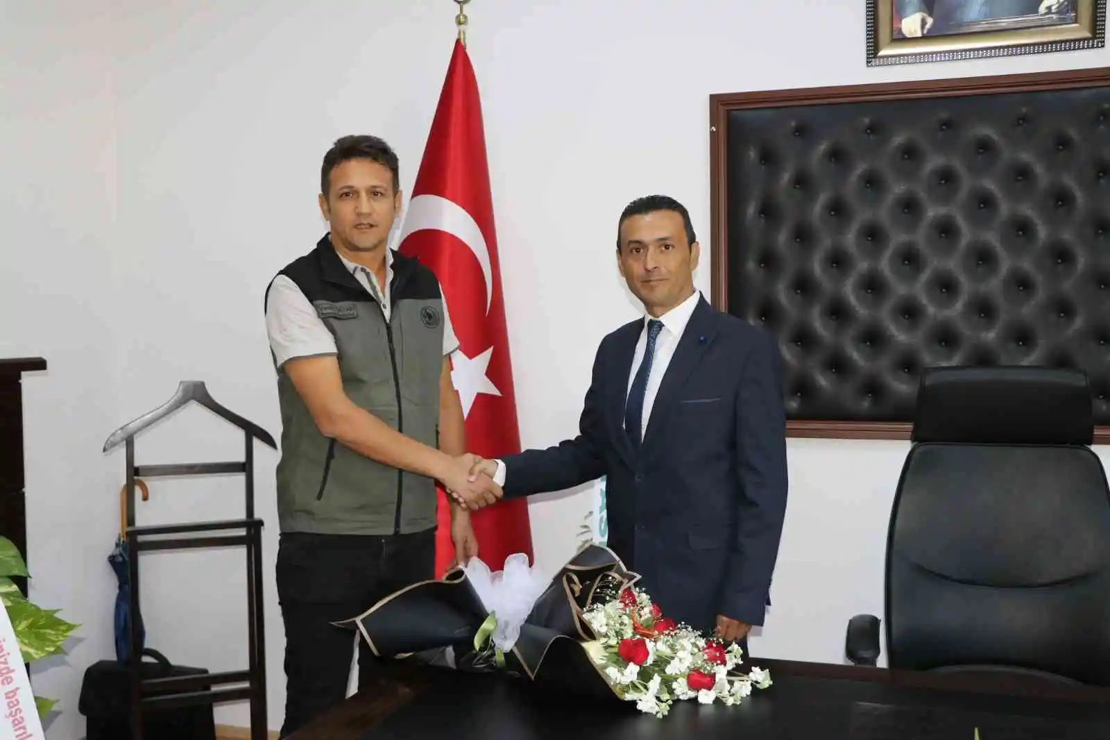 Yılanlı’ da Alptekin Bozkurt Karapür göreve başladı