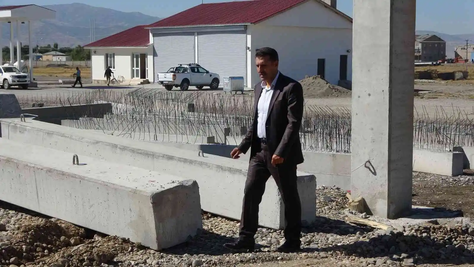3 bin kilometre yol ağına sahip Muş İl Özel İdaresine yeni kademe binası