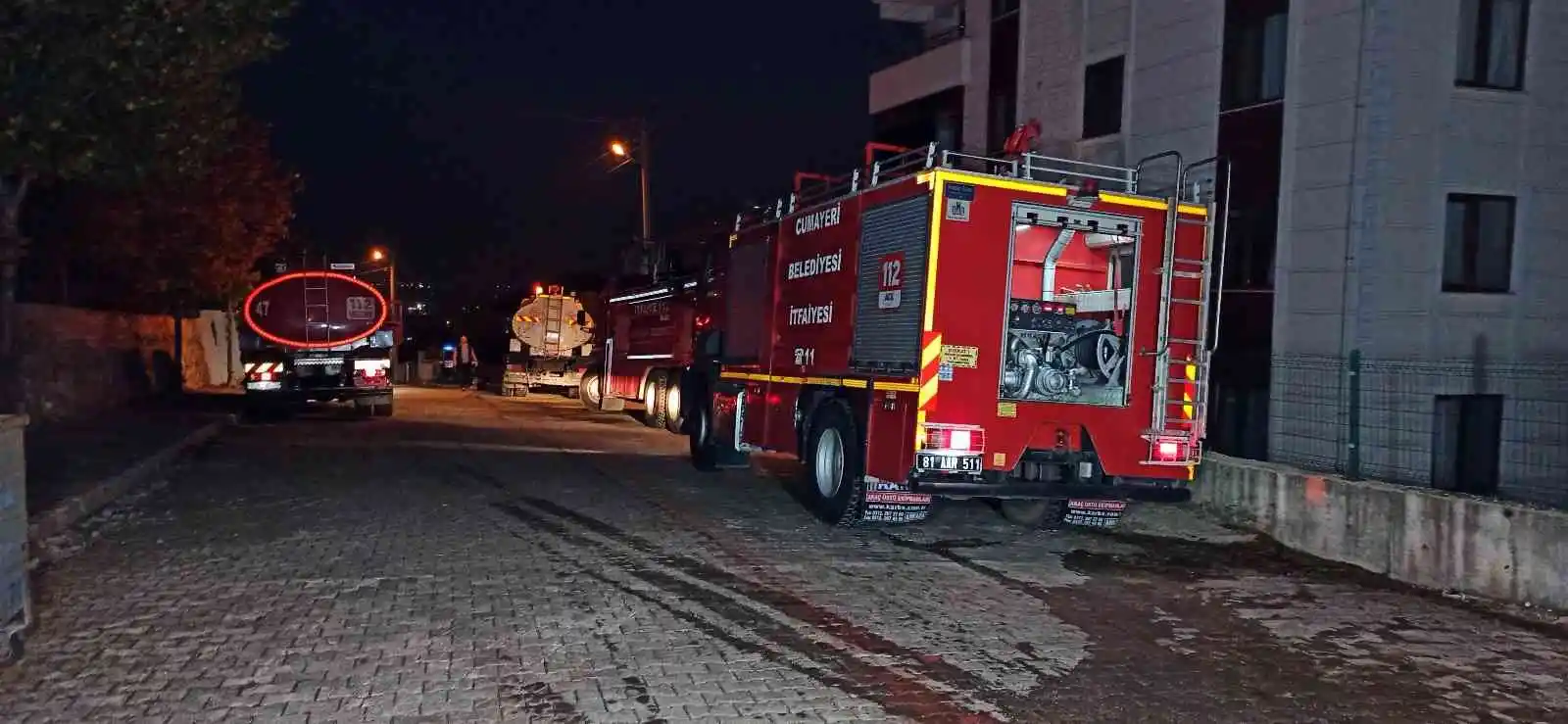 6 katlı binada çıkan yangında 9 kişi dumandan etkilendi