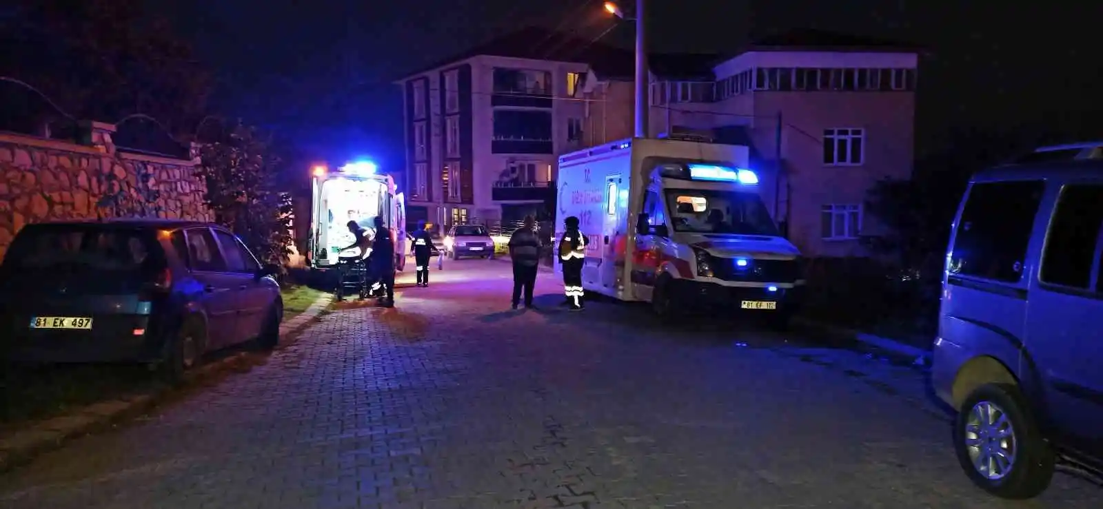 6 katlı binada çıkan yangında 9 kişi dumandan etkilendi