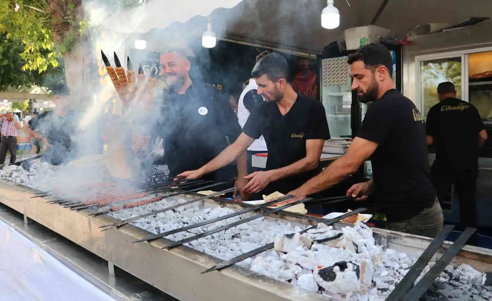 6. Uluslararası Adana Lezzet Festivali’nin mangal ateşi yakıldı