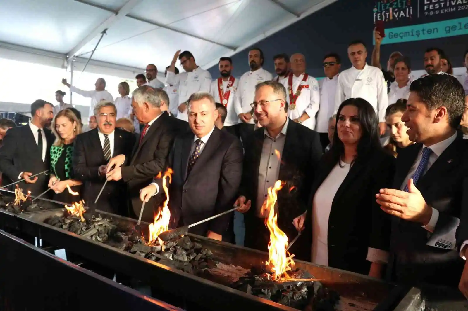6. Uluslararası Adana Lezzet Festivali’nin mangal ateşi yakıldı