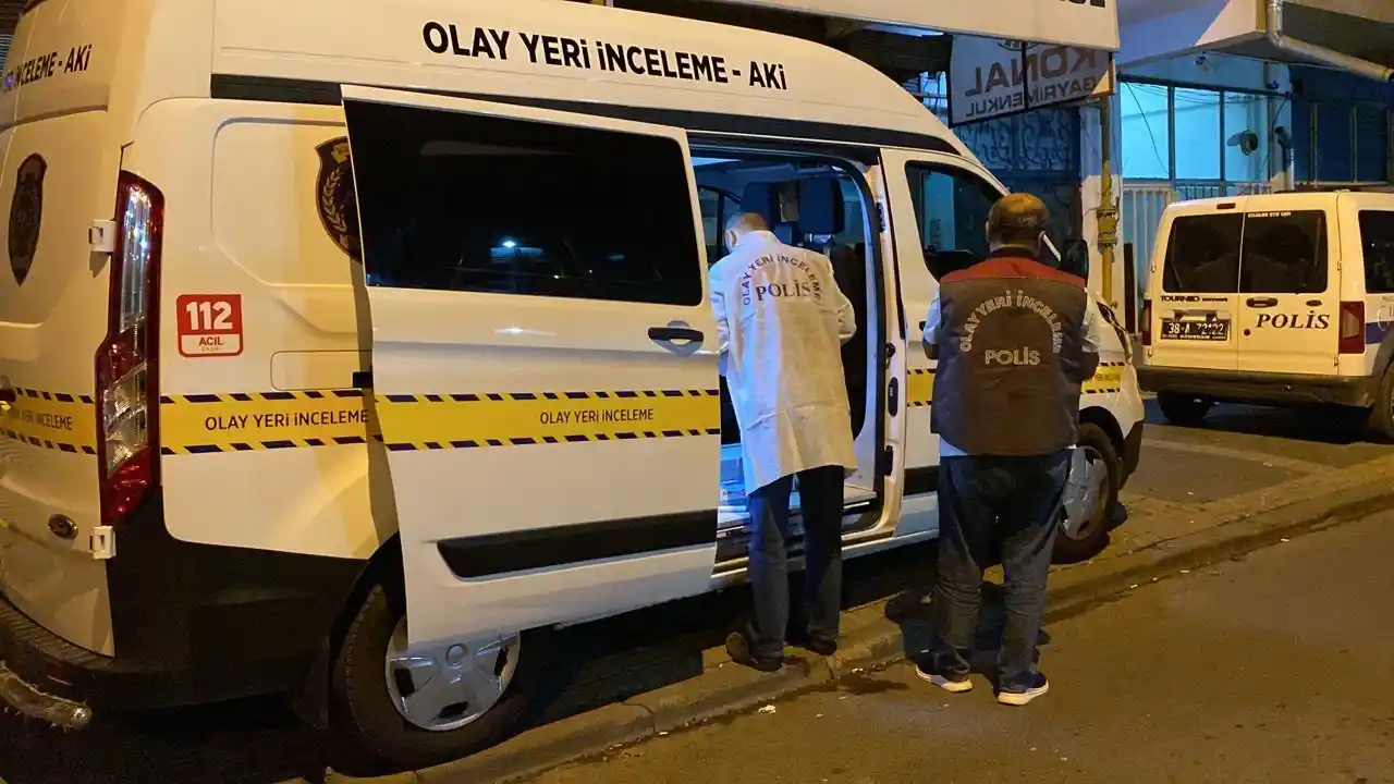 80 yaşındaki kadın evinde ölü bulundu
