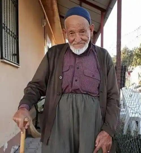 93 yasında vefat eden Kore Gazisi son yolculuğuna uğurlandı