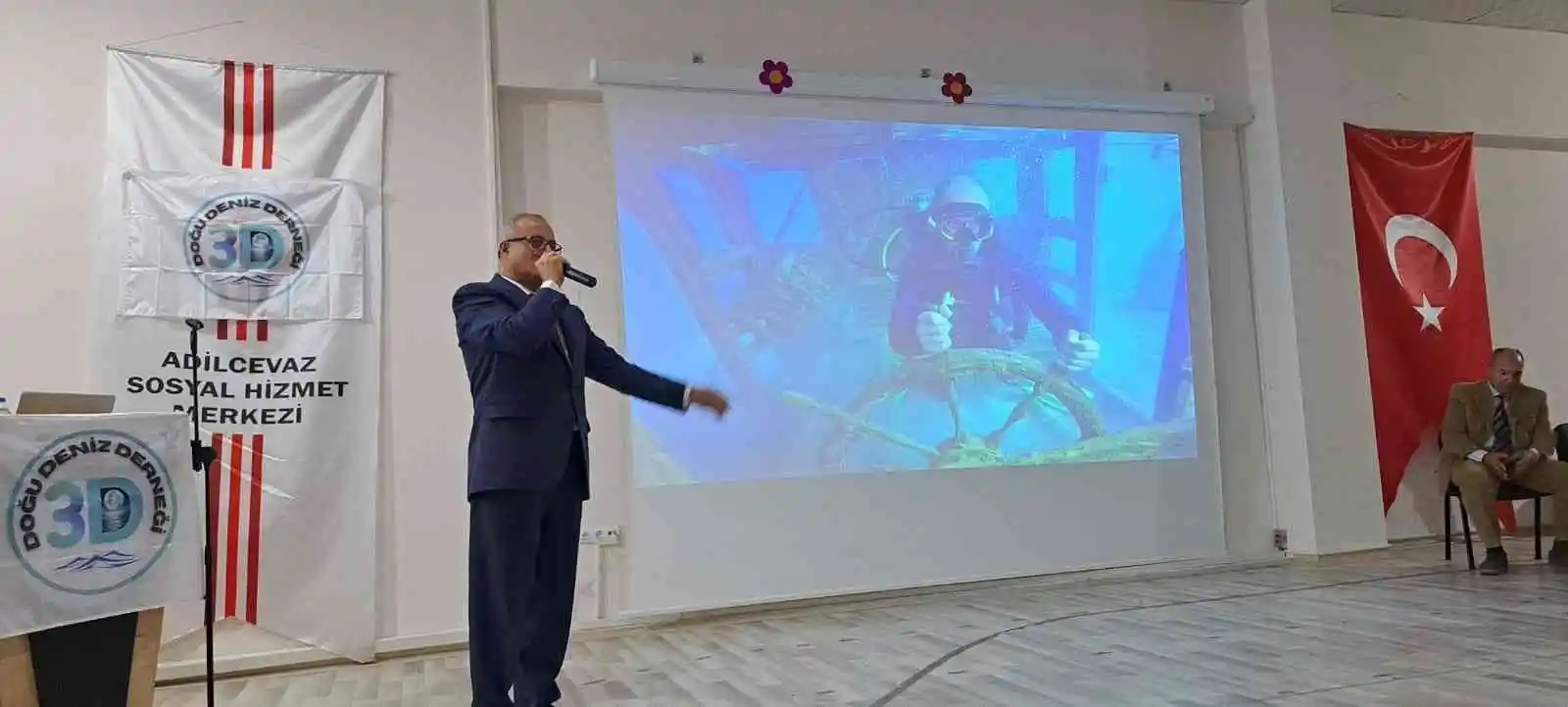 Adilcevaz’da ‘Van Gölü’nün Gizemleri’ çalıştayı