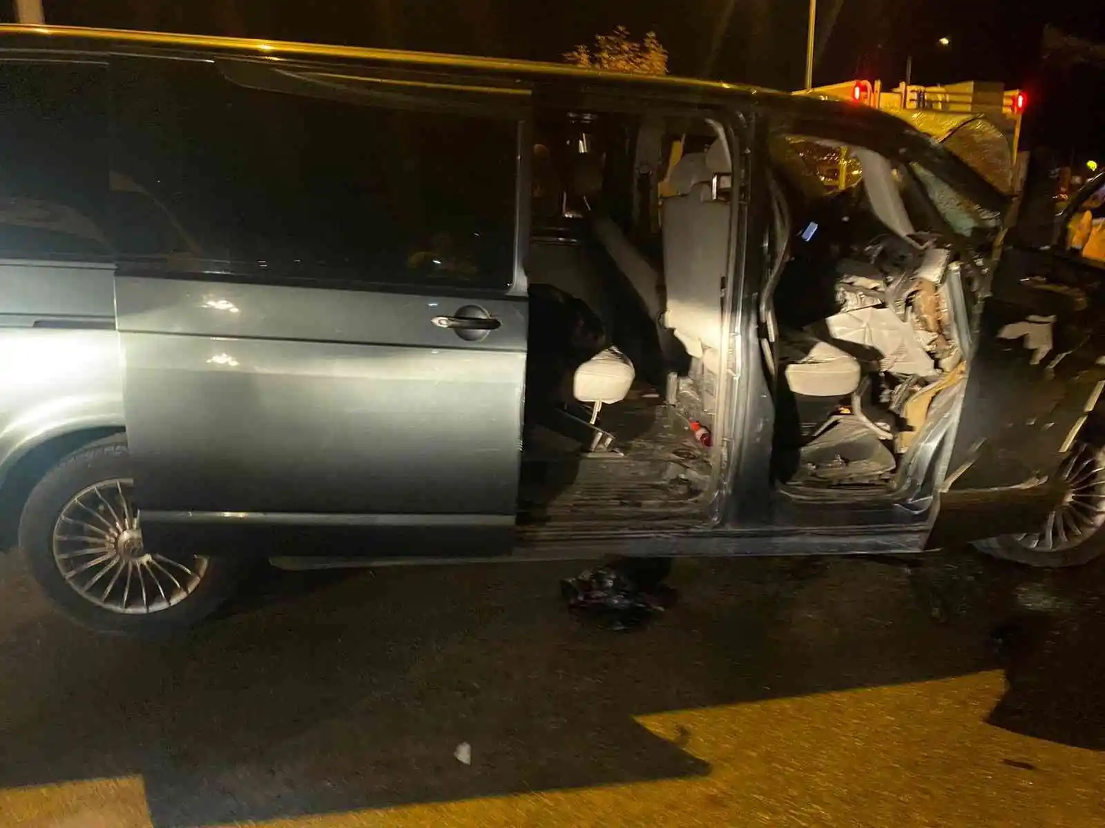 Afyonkarahisar'da trafik kazası: 4 yaralı