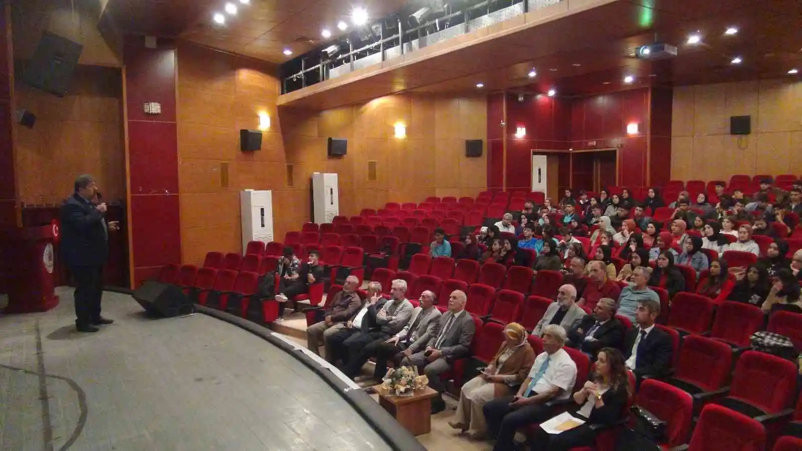 Ahlat’ta ’Dervişoğlu Kavalcı Recep’ konulu konferans