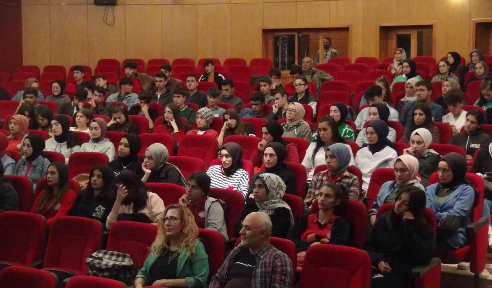 Ahlat’ta ’Dervişoğlu Kavalcı Recep’ konulu konferans