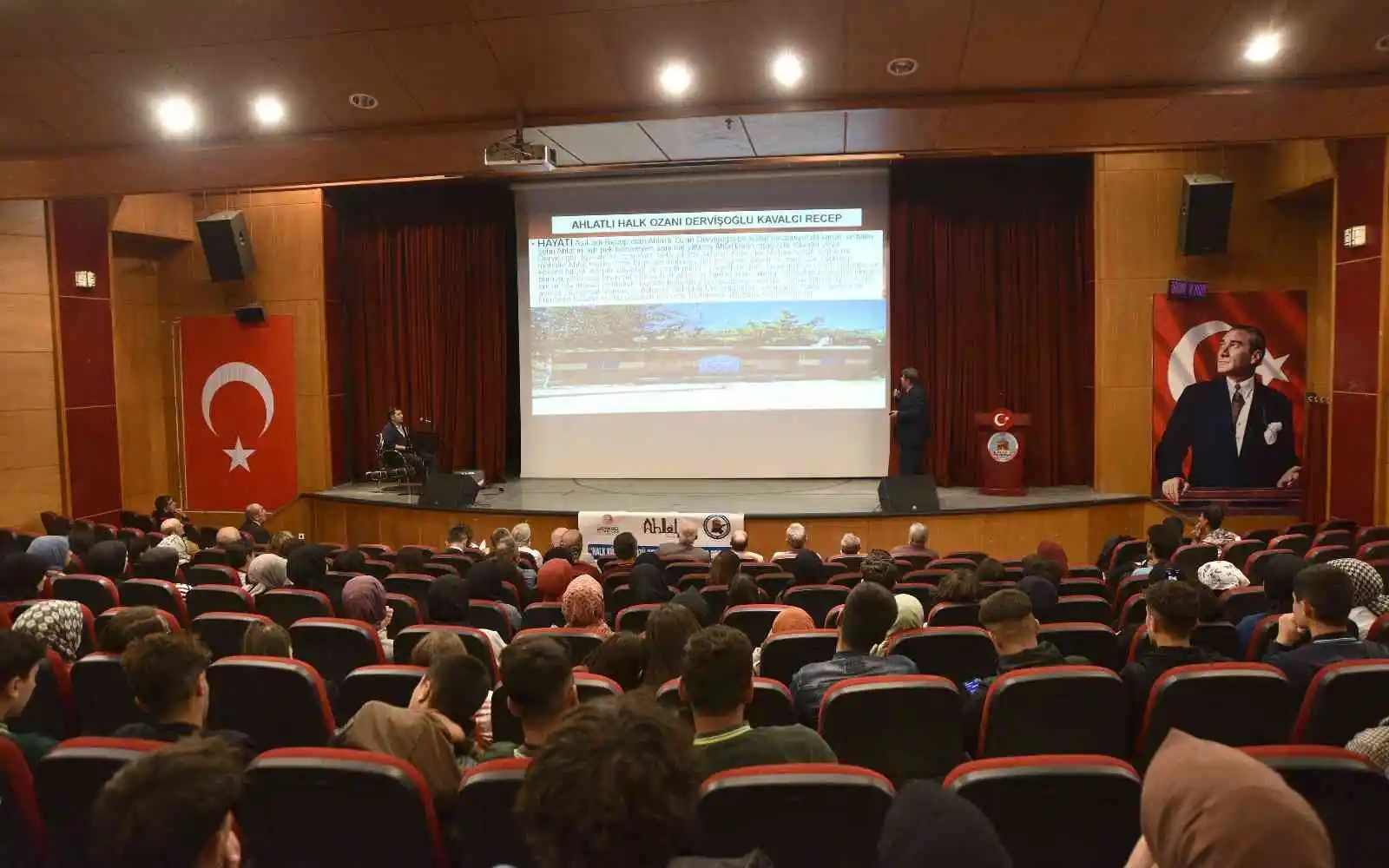Ahlat’ta ’Dervişoğlu Kavalcı Recep’ konulu konferans