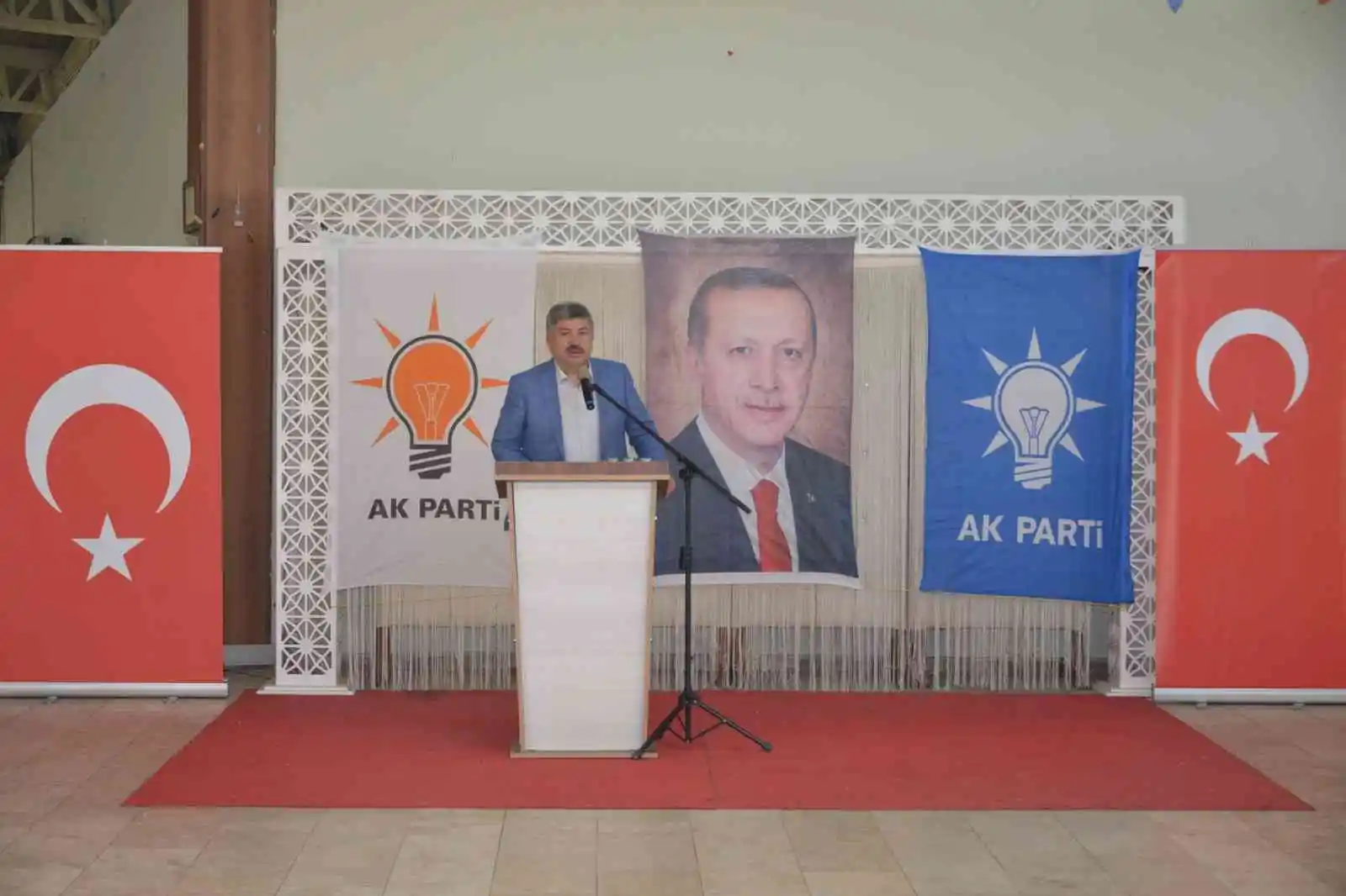 Ak Parti Gediz Teşkilatı’ndan “Dünden Bugüne Vefa” kahvaltısı
