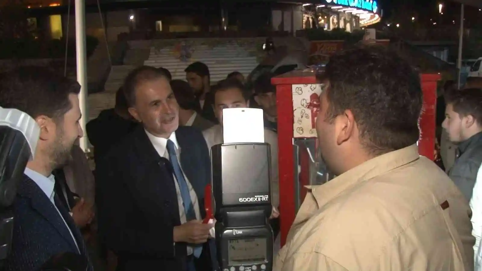 AK Parti Sözcüsü Ömer Çelik: 