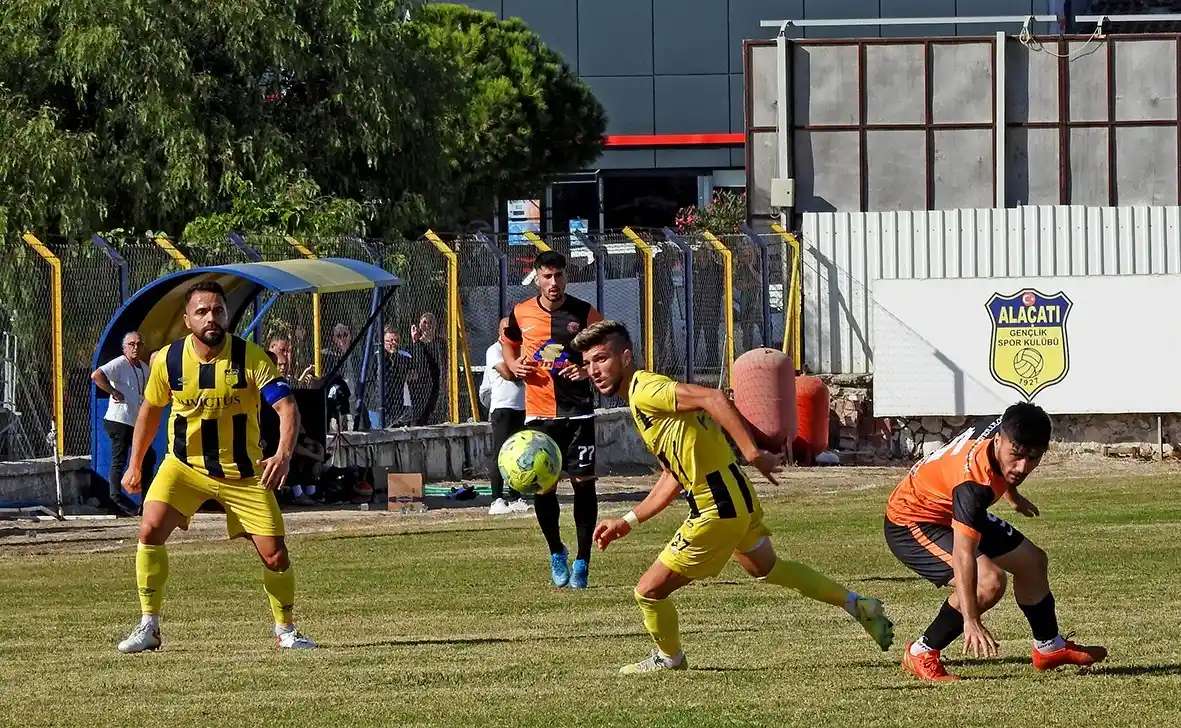 Alaçatıspor, zorlu maçta rakibini yenerek lider oldu
