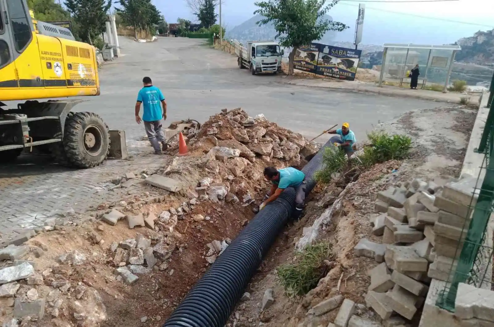 Alanya Belediyesi’nin kış hazırlıkları merkez ve kırsalda devam ediyor