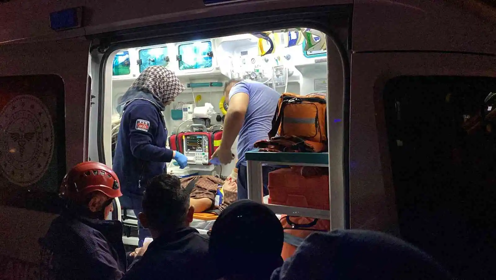 Alkollü sürücü hatalı sollama yaptı, ortalık savaş alanına döndü
